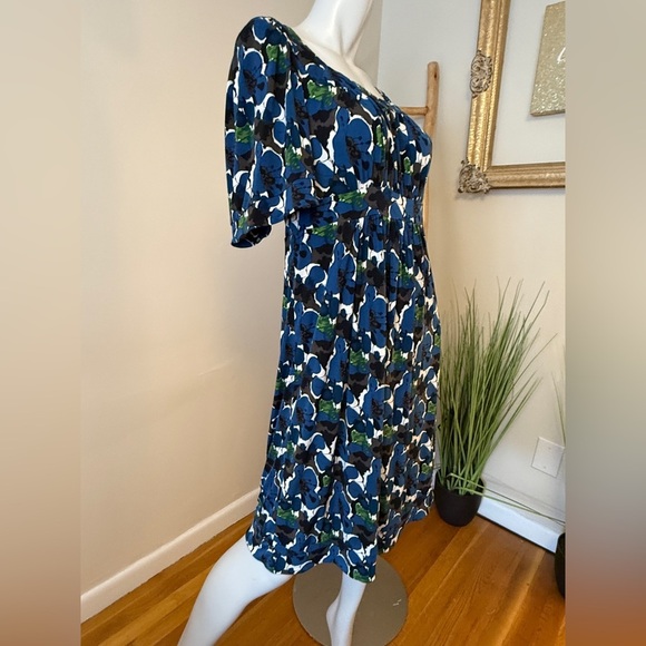 Saks Fifth Avenue Floral Print Midi Short Sleeve Dress Small - Picture 3 of 8